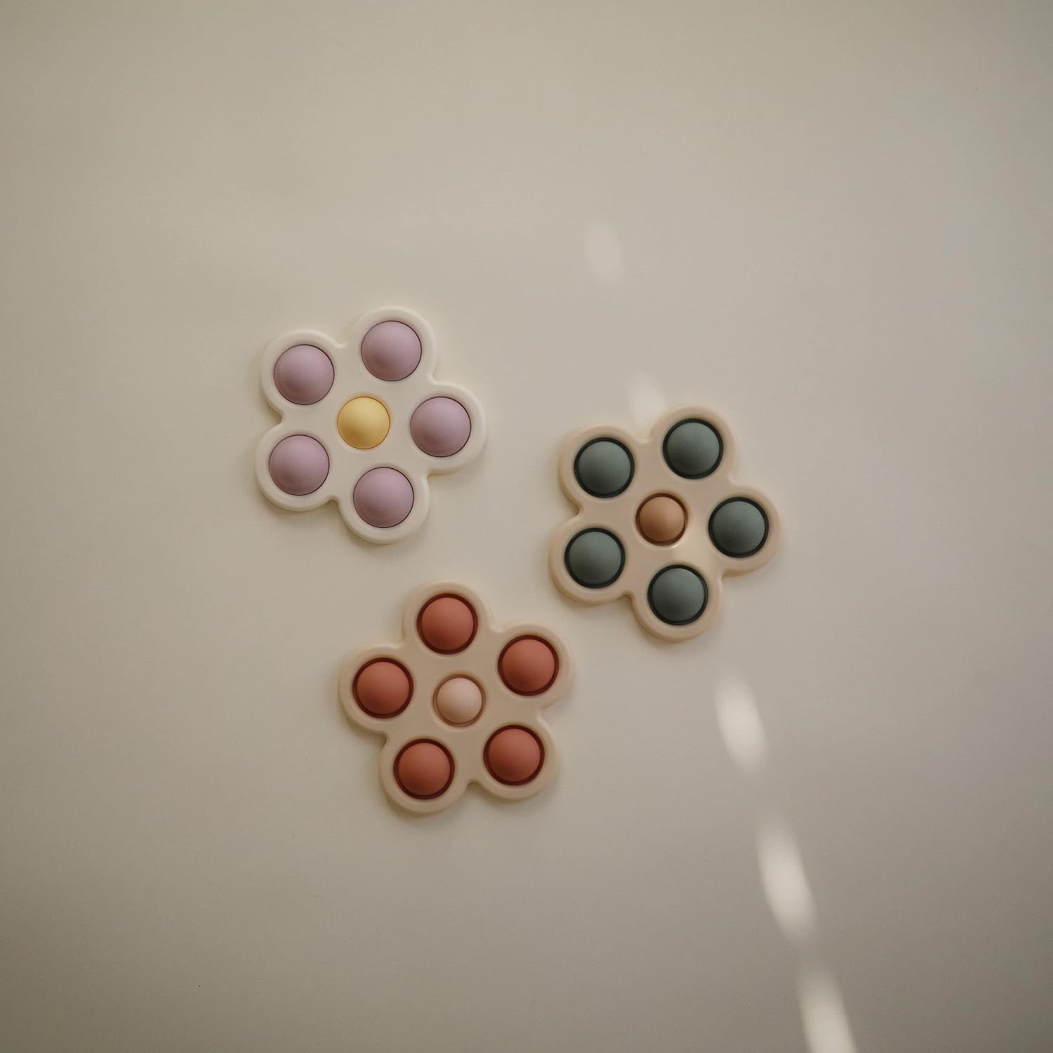 mushie Flower Press Toy (Rose/Blush/Shifting Sand)